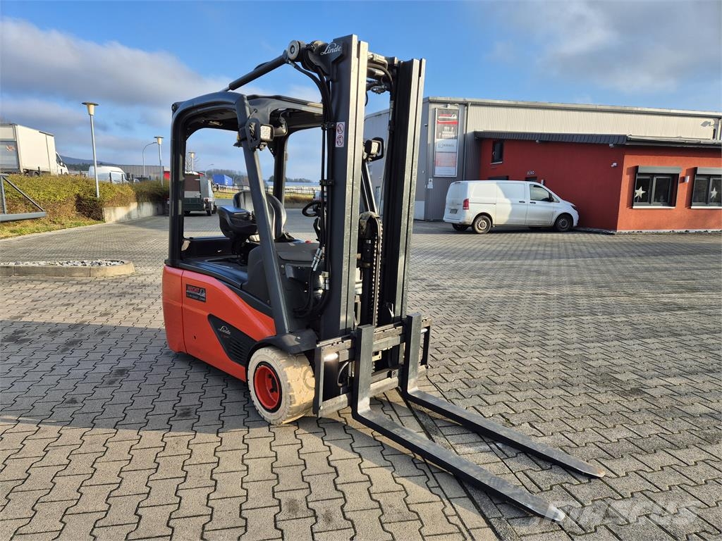Linde E18L-02 电动叉车
