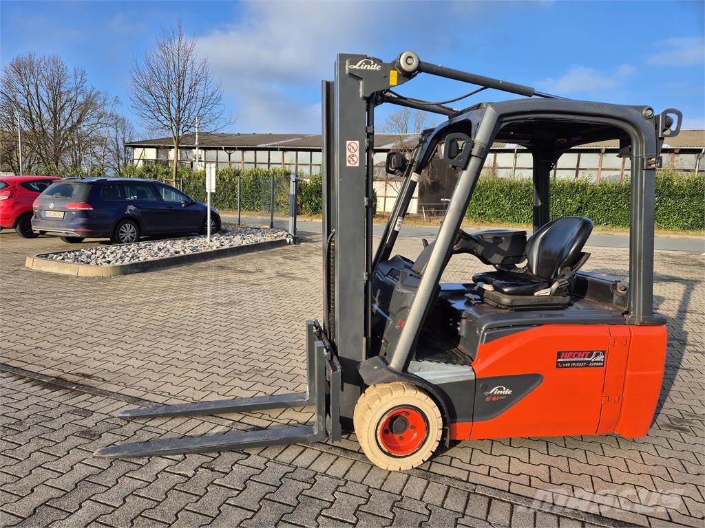 Linde E18L-02 电动叉车