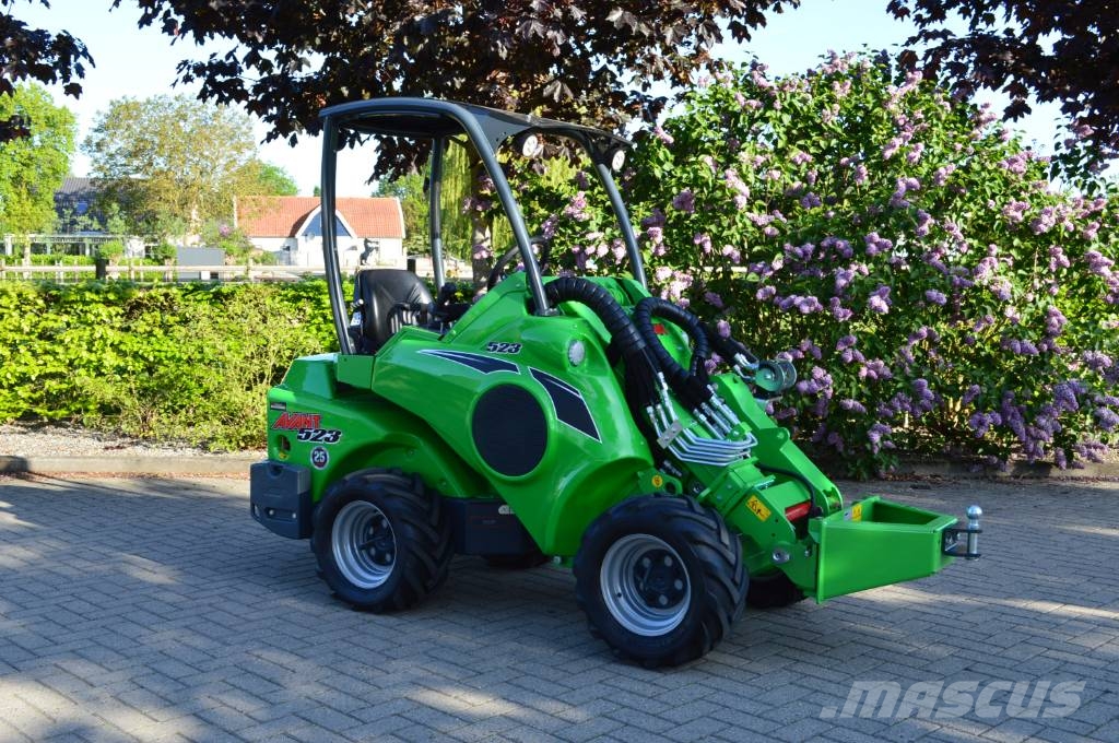 Avant 523 TDL Kniklader/Shovel لوادر متعددة الأغراض