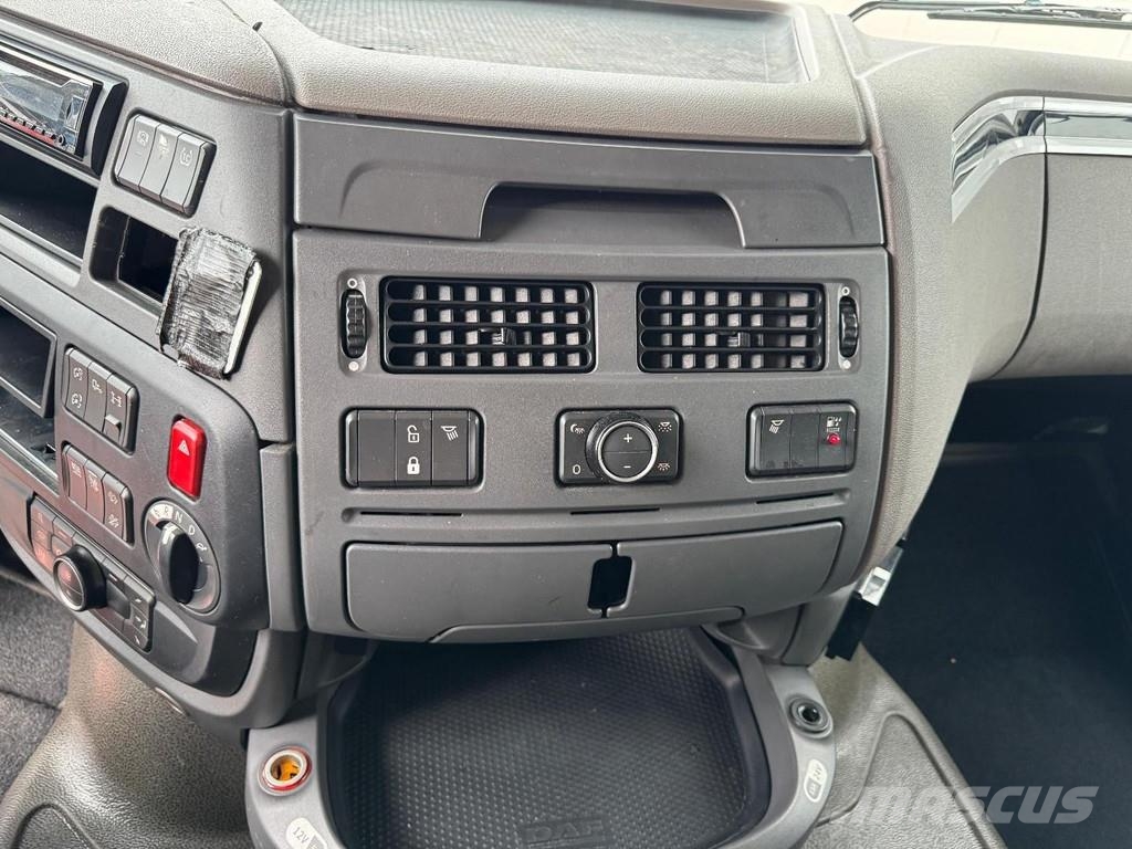 DAF XF 450 4X2 EURO 6 MEGA Седельные тягачи