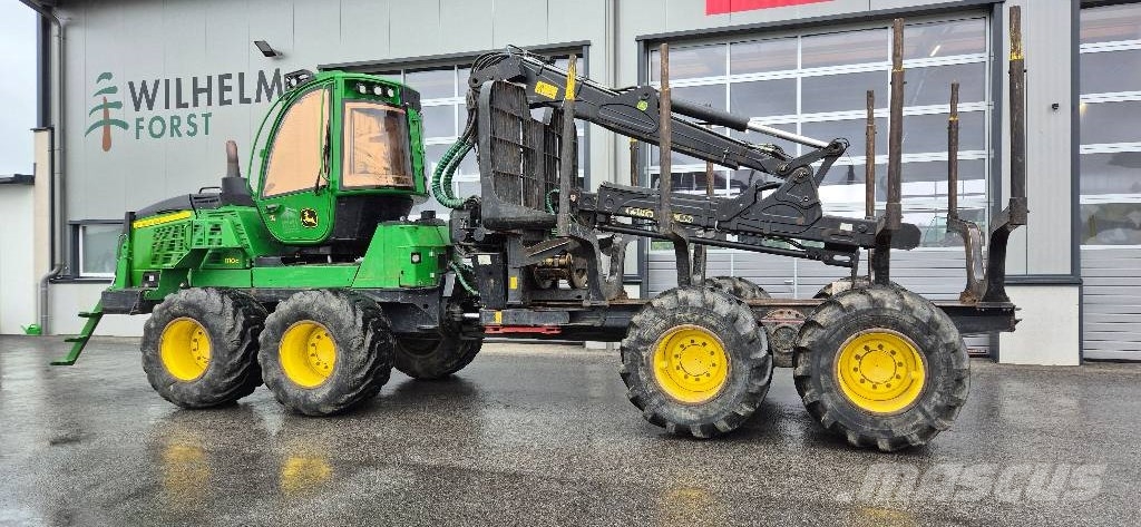 John Deere 1110 G Forvarderi