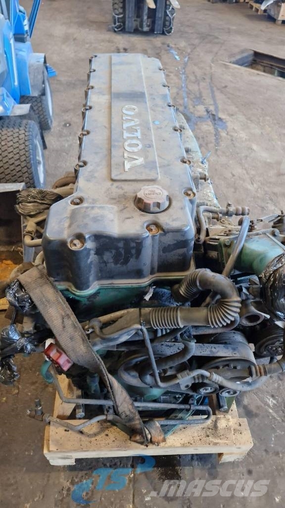 Volvo engine D12C380 Kargo motori