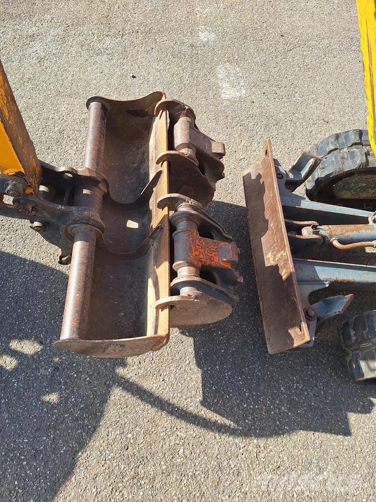Wacker Neuson 803 DUAL POWER 803 DUAL POWER Minigraafmachines < 7t