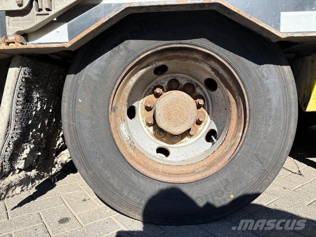 Müller-Mitteltal D3 + HYDROLIC FRONT/BACK LOADER + 3 AXLE + SPECIAL 低架裝載車