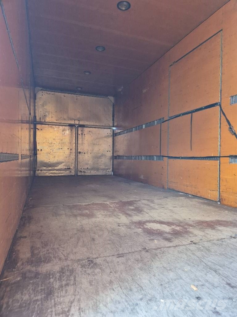 MAN TGM 12.280 // Lift // Sideopening Sunkvežimiai su dengtu kėbulu