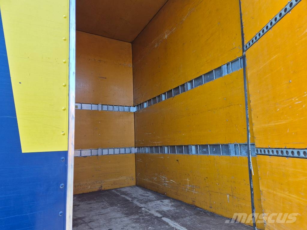 MAN TGM 12.280 // Lift // Sideopening Sunkvežimiai su dengtu kėbulu