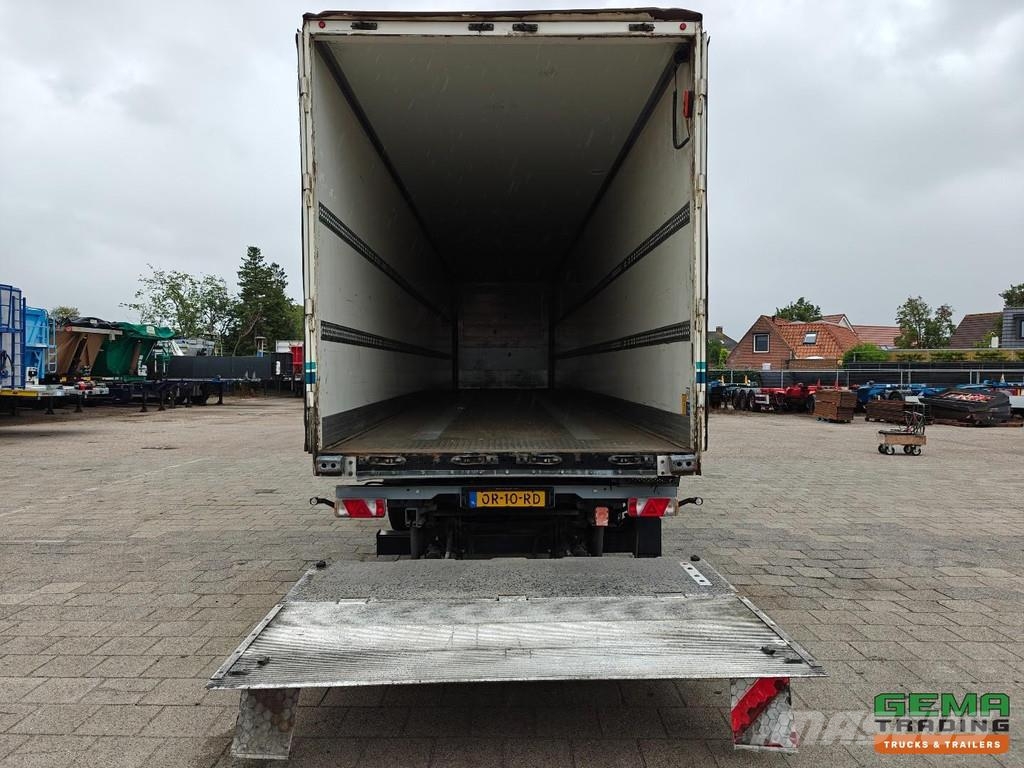 Kögel S24 Enclosed Body 13.6m + Underfold Tailgate 2000 Semirimorchi a cassone chiuso