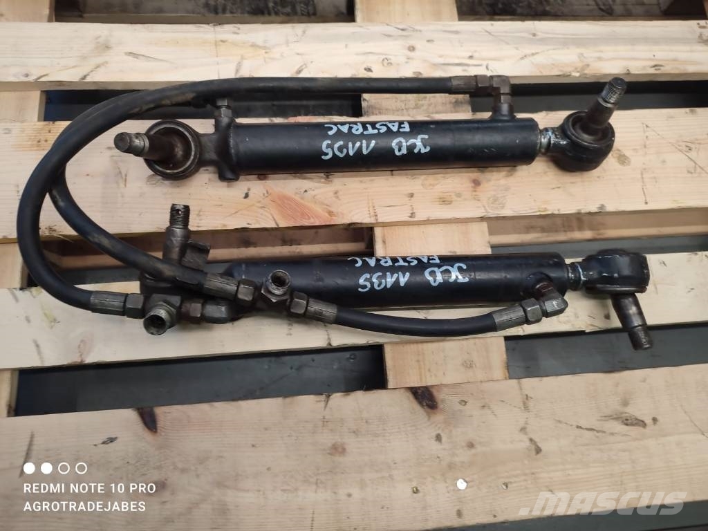 JCB 1135 Fastrac hydraulic steering cylinder Hydraulika