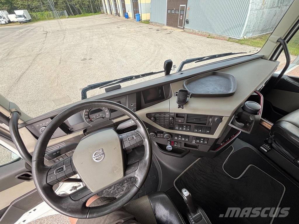 Volvo FH540 6X4 Tandemlift! + Retarder وحدات الجر