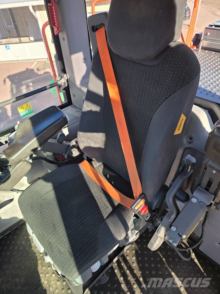 Volvo L 350 H Kolesni nakladalci