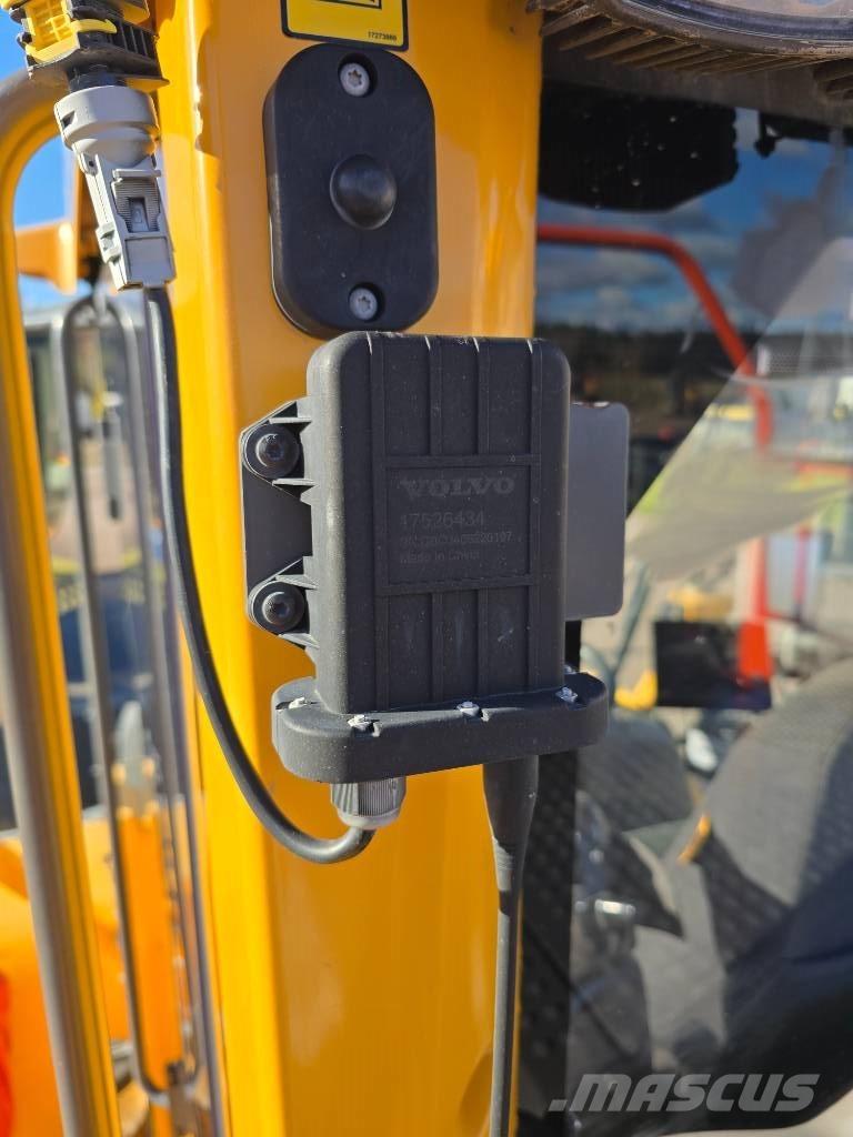 Volvo L 350 H Kolesni nakladalci