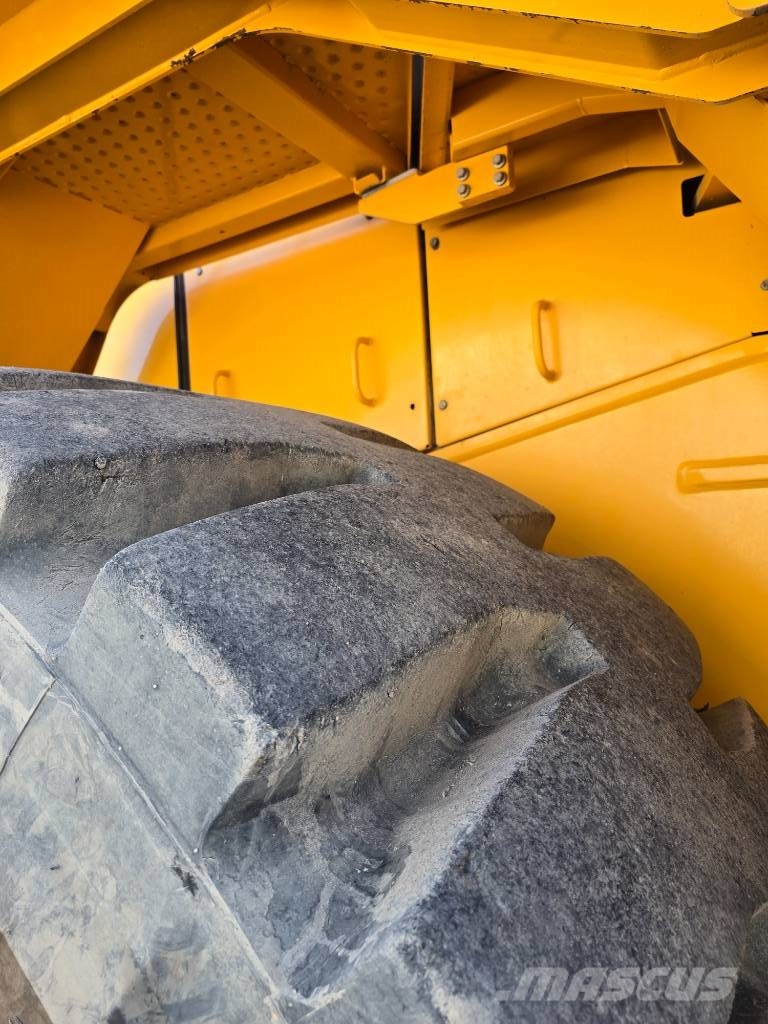 Volvo L 350 H Kolesni nakladalci
