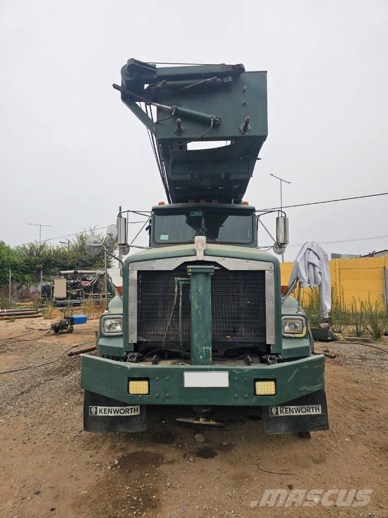 Ingersoll Rand T4W Drill Rig mounted on a Kenworth T800B truck Kaevupuurimisseadmed