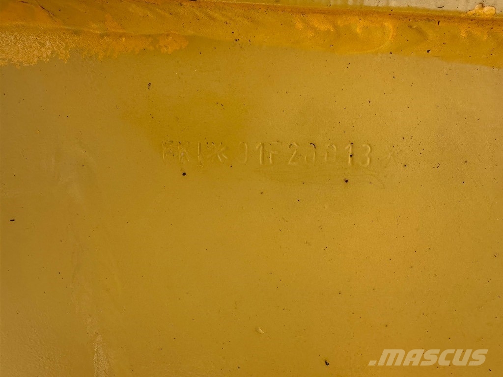Komatsu WB 91 R Rovokopači