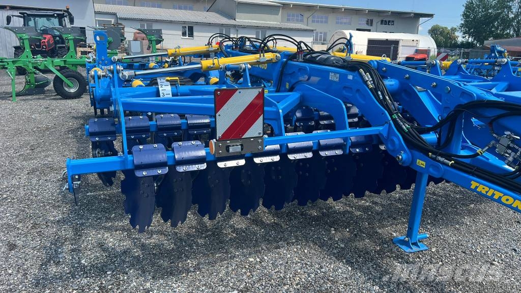 Farmet Triton TRN 400 PS المحراث الحفار