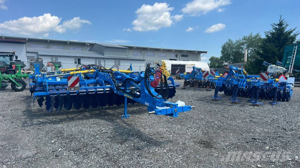 Farmet Triton TRN 400 PS المحراث الحفار
