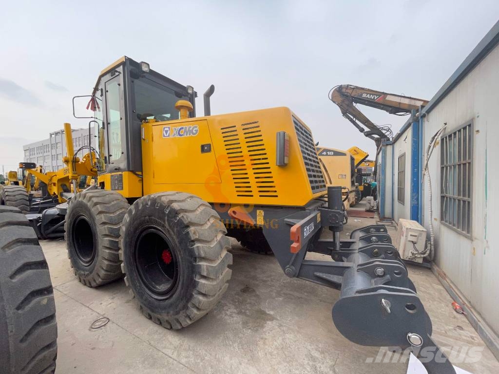 XCMG GR 180 معدات تمهيد الطرق