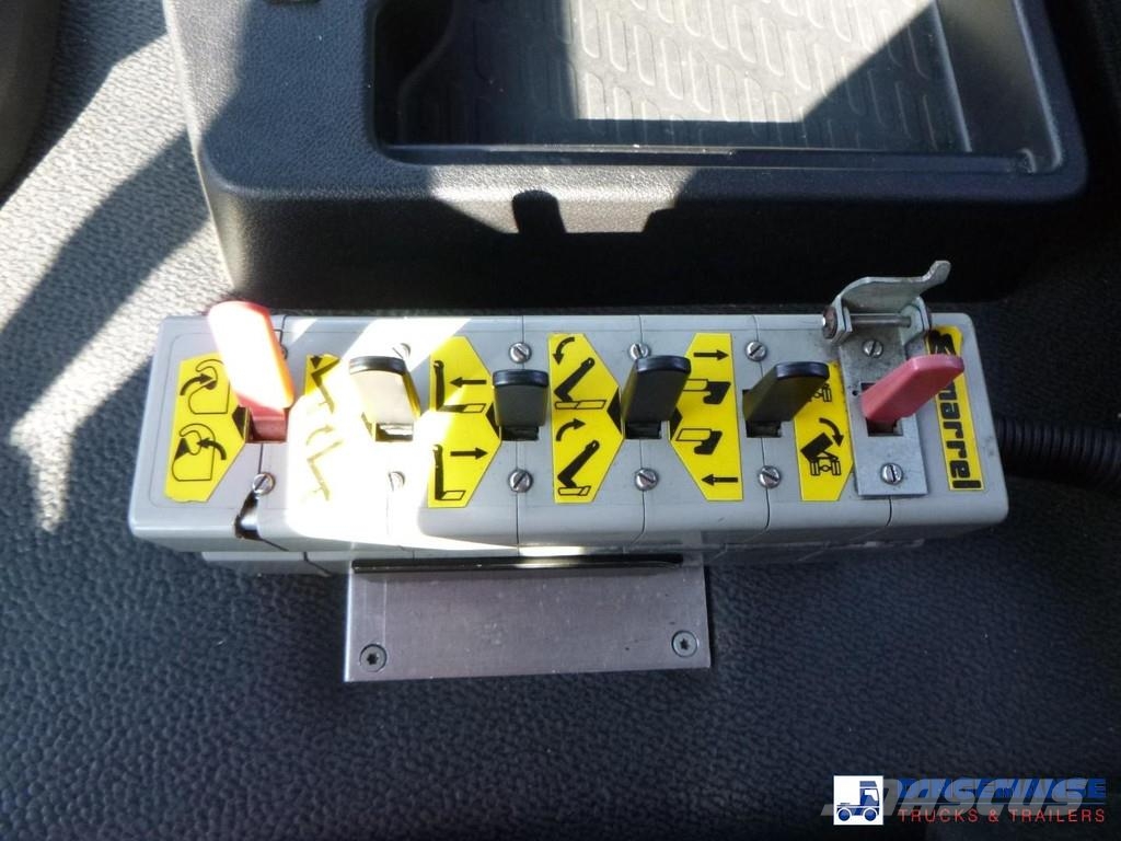 Mercedes-Benz Antos 2543 6x2 Euro 6 Garnier container hook lift Abrollkipper