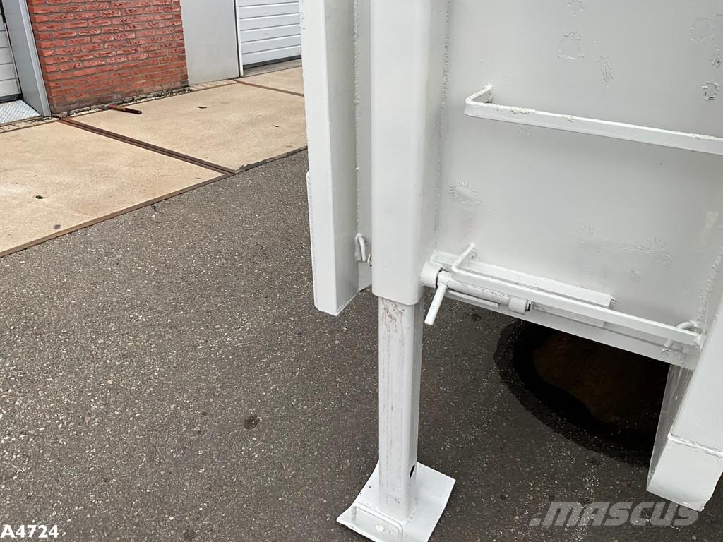  Laadplateau met Hiab 14 Tonmeter laadkraan 特种集装箱