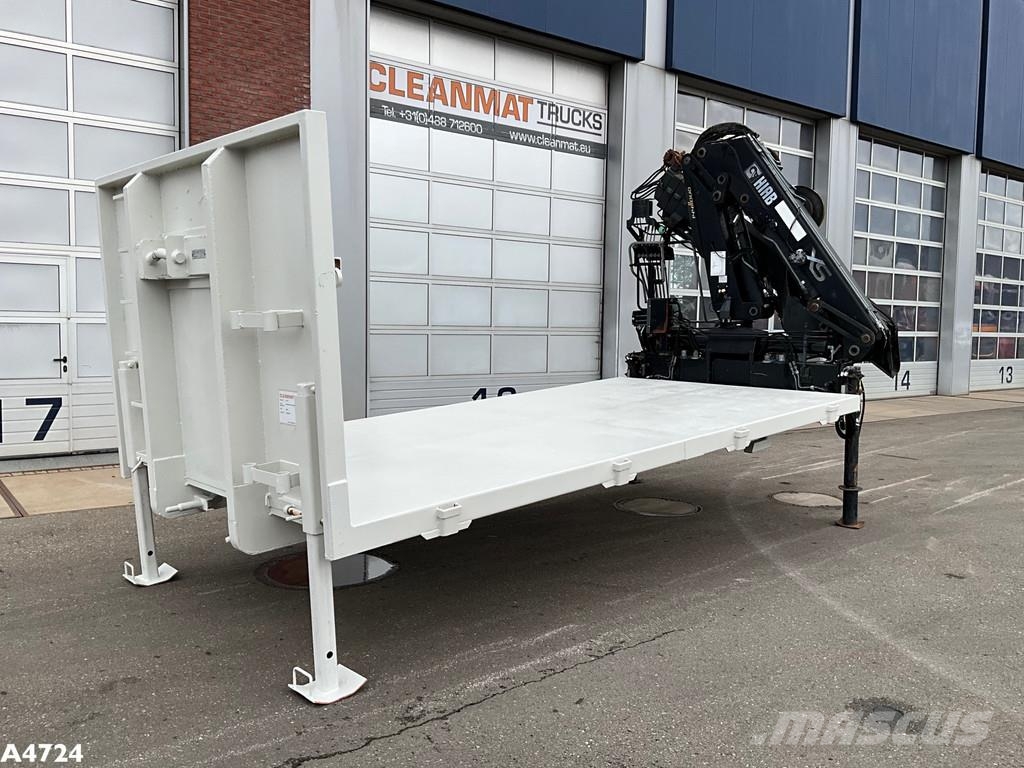  Laadplateau met Hiab 14 Tonmeter laadkraan 特种集装箱