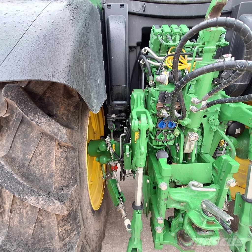 John Deere 6130R 拖拉机/农用车