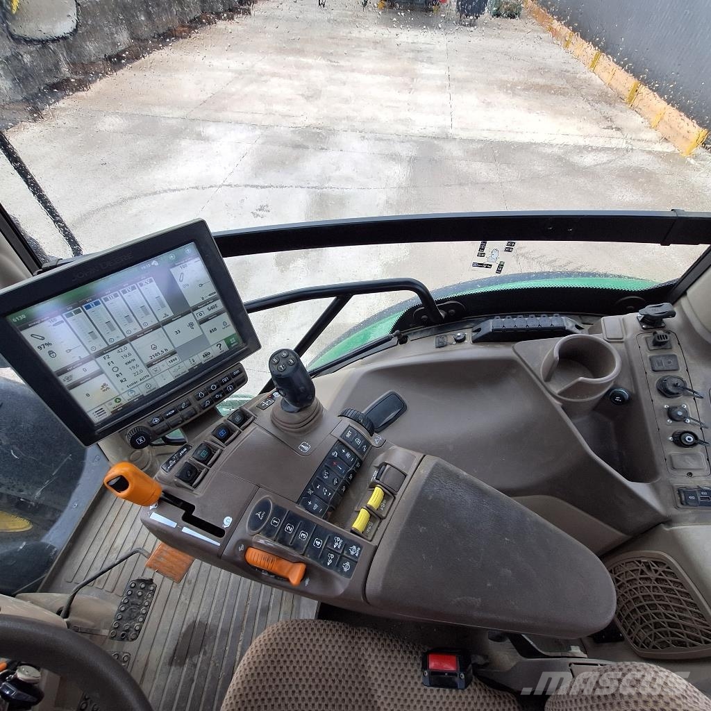 John Deere 6130R Traktorer