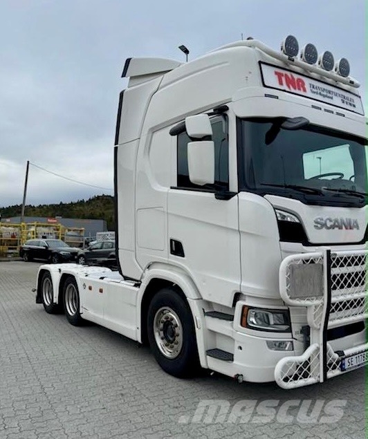Scania R660 V8 6x4 hydrauliikalla Sattelzugmaschinen