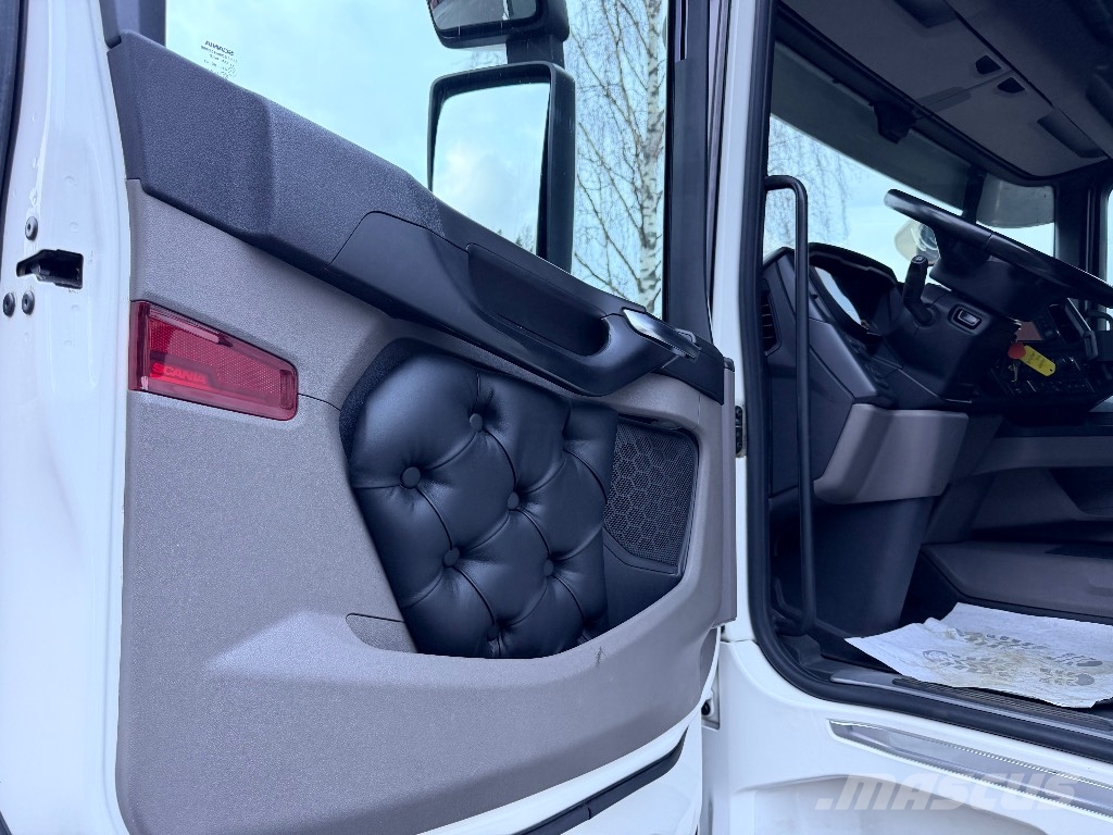 Scania R660 V8 6x4 hydrauliikalla وحدات الجر