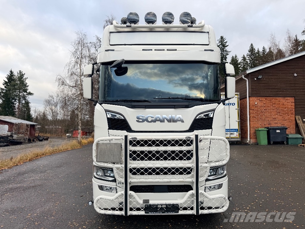 Scania R660 V8 6x4 hydrauliikalla وحدات الجر