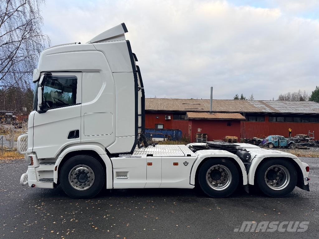 Scania R660 V8 6x4 hydrauliikalla وحدات الجر
