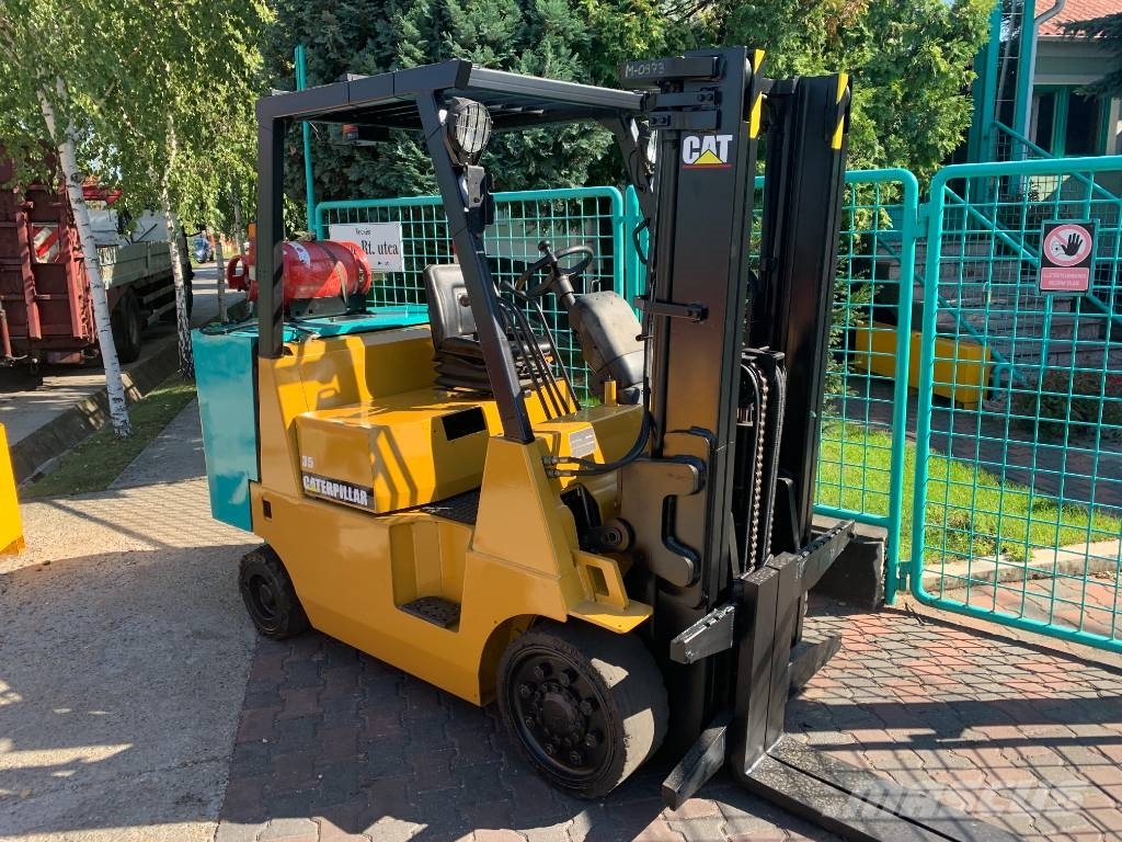 CAT GC40K   V-3062 Nestekaasutrukit