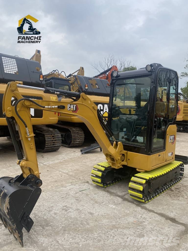 CAT 302 Kāpurķēžu ekskavatori