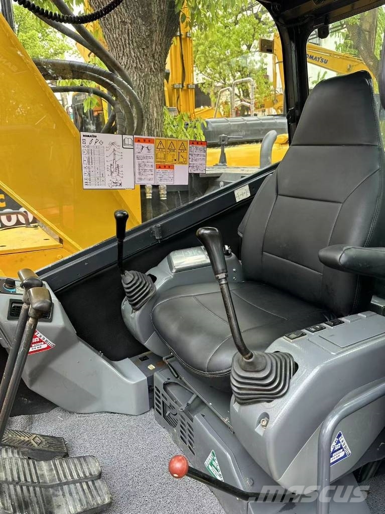 Komatsu PC 128US-2EO Pelle sur chenilles