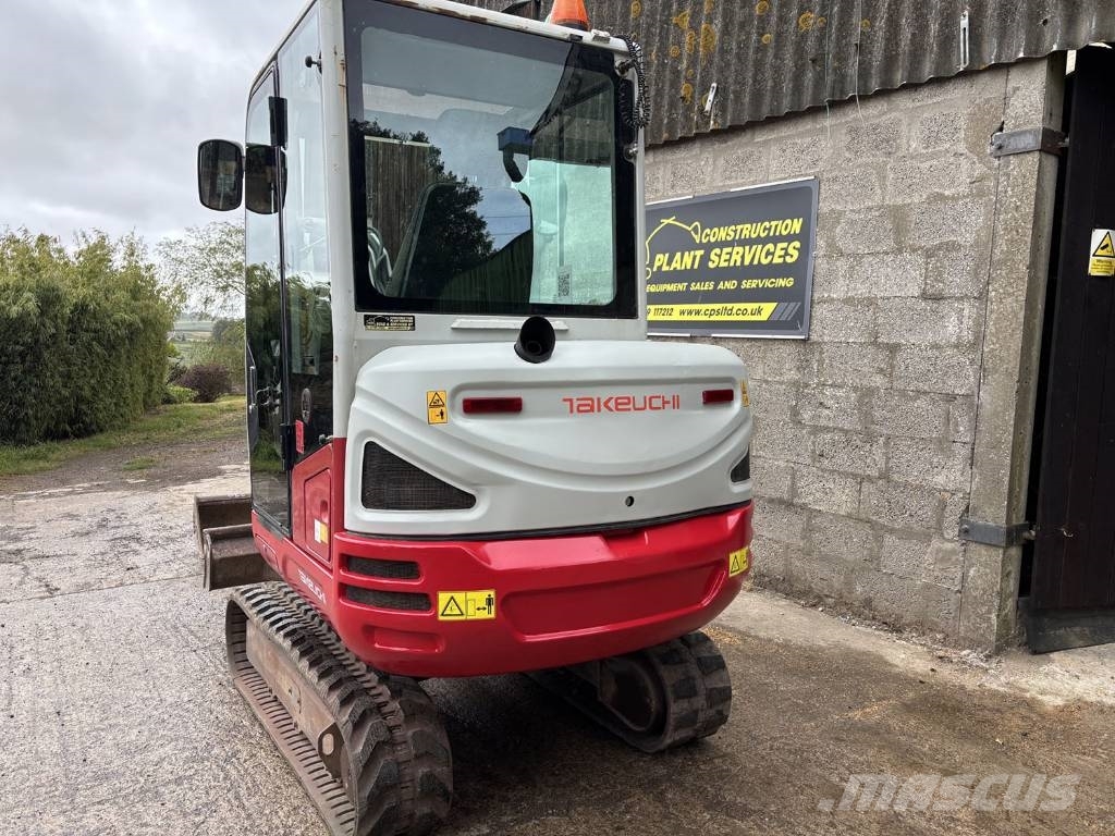 Takeuchi TB 230 حفارات صغيرة أقل من 7 طن (حفارات صغيرة)