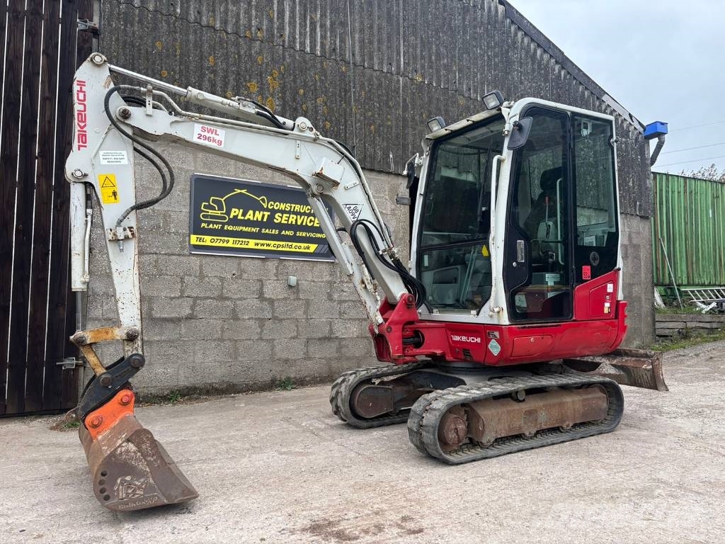Takeuchi TB 230 حفارات صغيرة أقل من 7 طن (حفارات صغيرة)