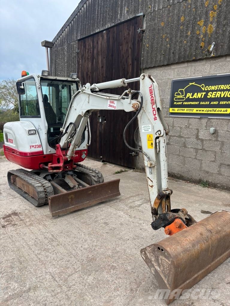 Takeuchi TB 230 حفارات صغيرة أقل من 7 طن (حفارات صغيرة)
