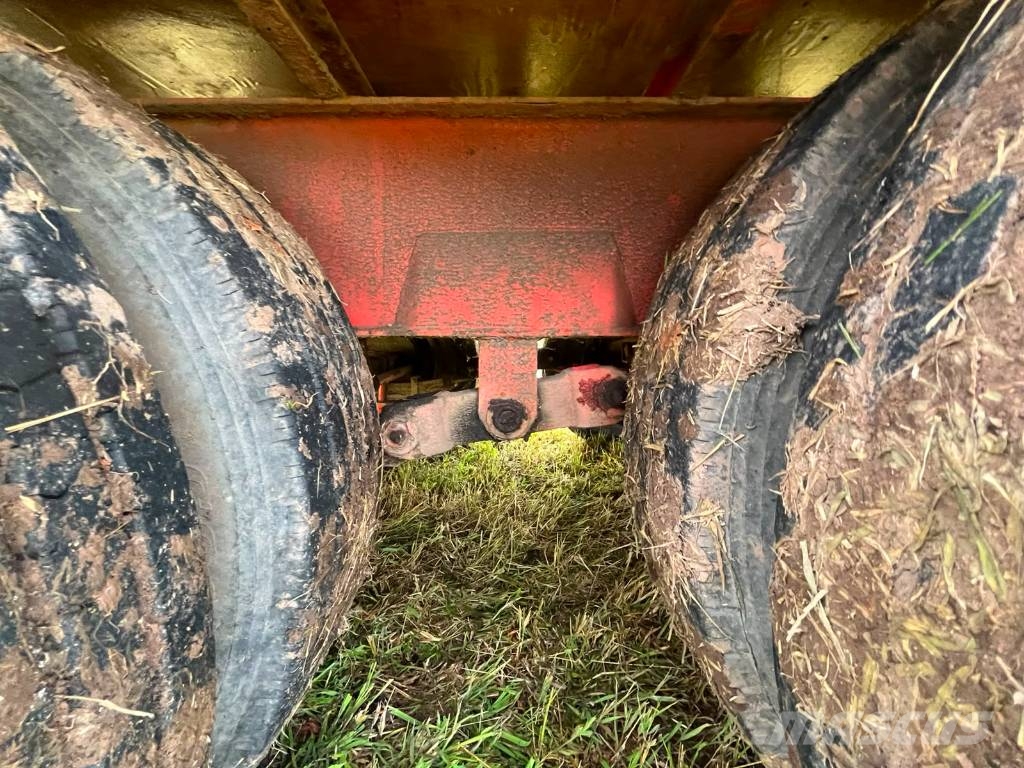McCauley 16 TON TWIN AXLE LOADER TRAILER Low loaders