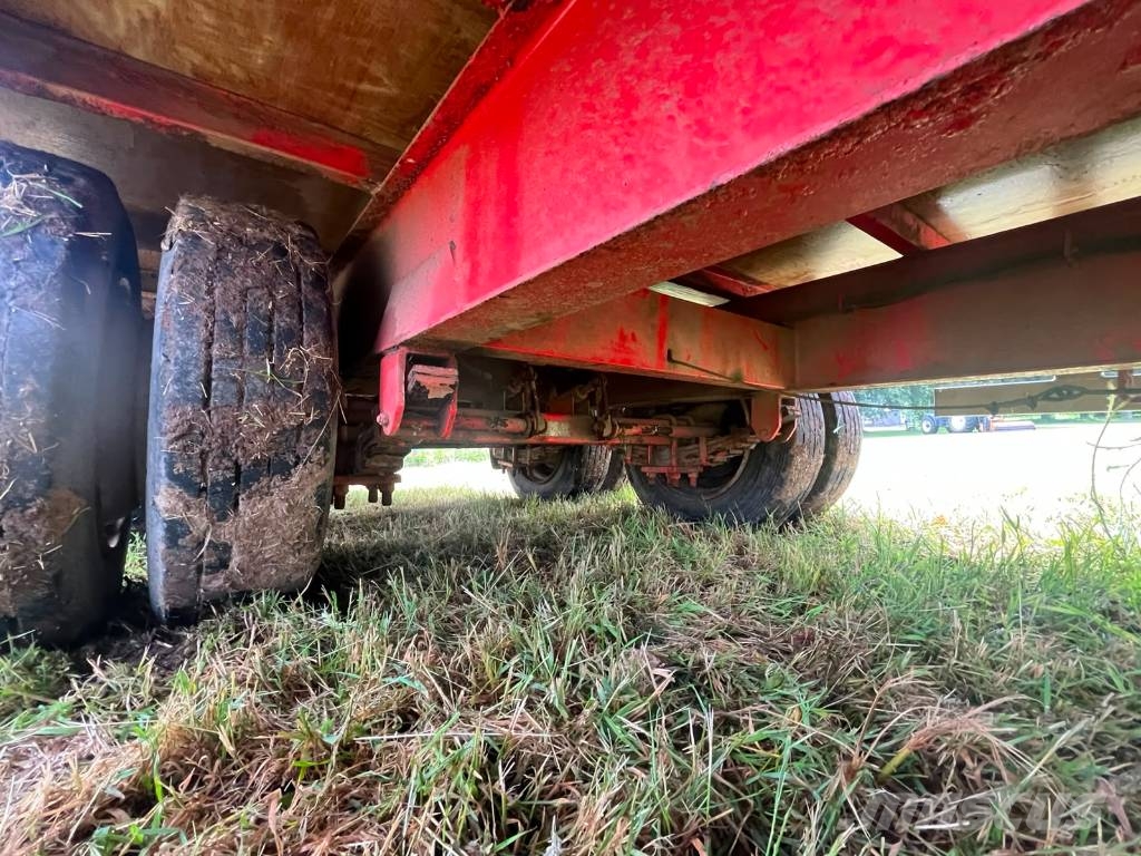 McCauley 16 TON TWIN AXLE LOADER TRAILER Low loaders