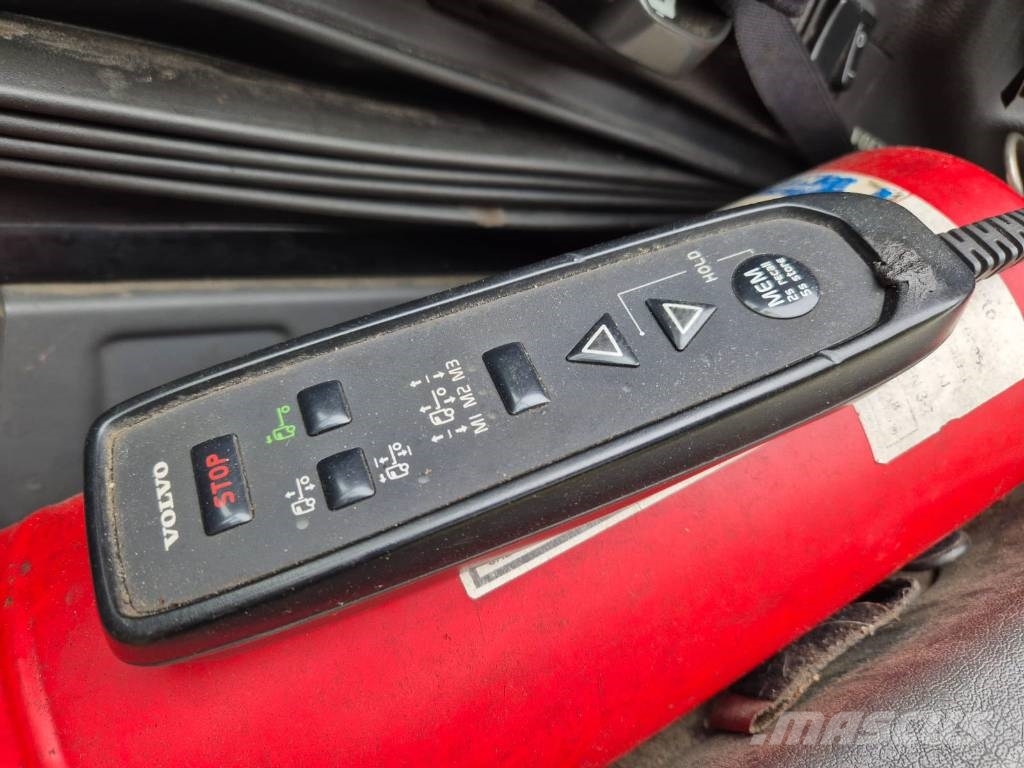 Volvo FM 420 Camiones con chasís y cabina