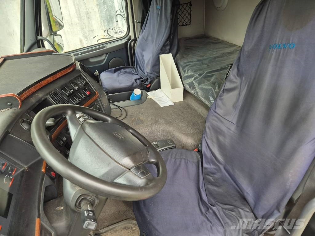 Volvo FM 420 Camiones con chasís y cabina