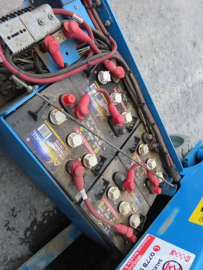 Genie 1932 Elevadores de tesoura