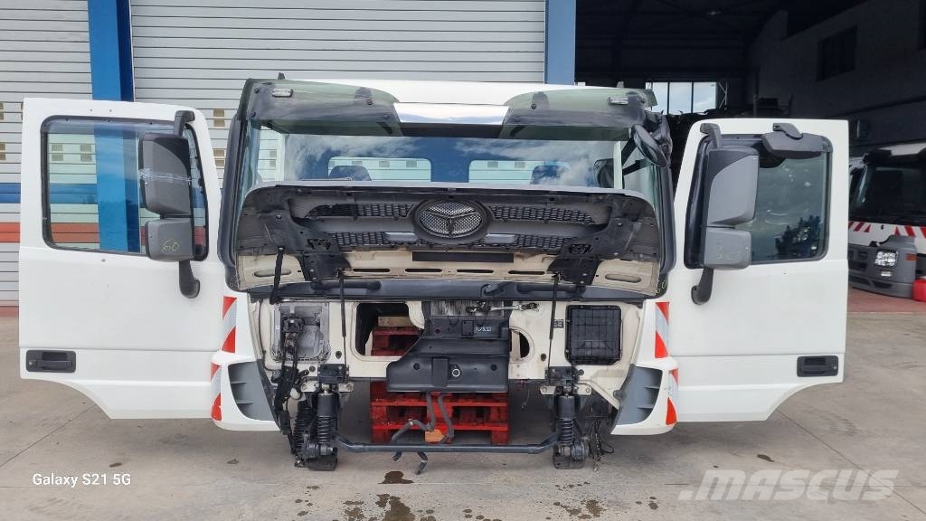 Mercedes-Benz CABIN Καμπίνες και εσωτερικό