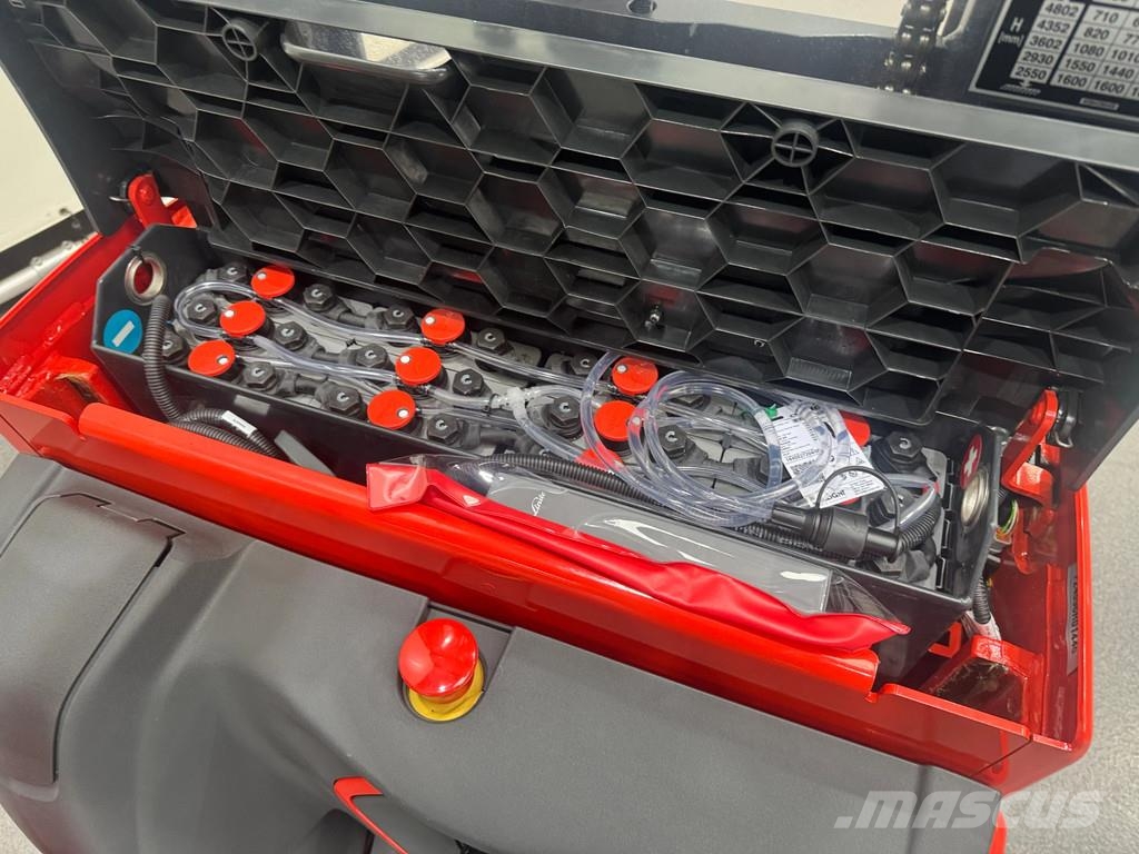 Linde L 16 B-i Pedestrian stacker