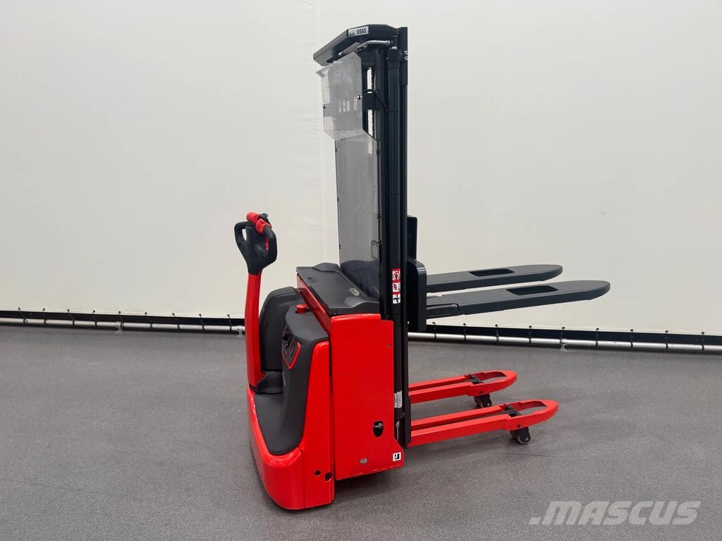 Linde L 16 B-i Pedestrian stacker