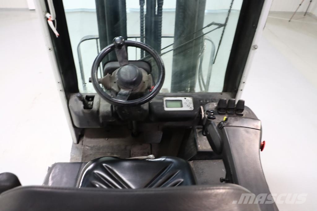 Nissan G1Q2L25Q 전동 지게차