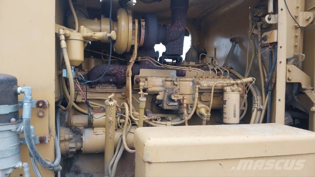 CAT 14 G معدات تمهيد الطرق