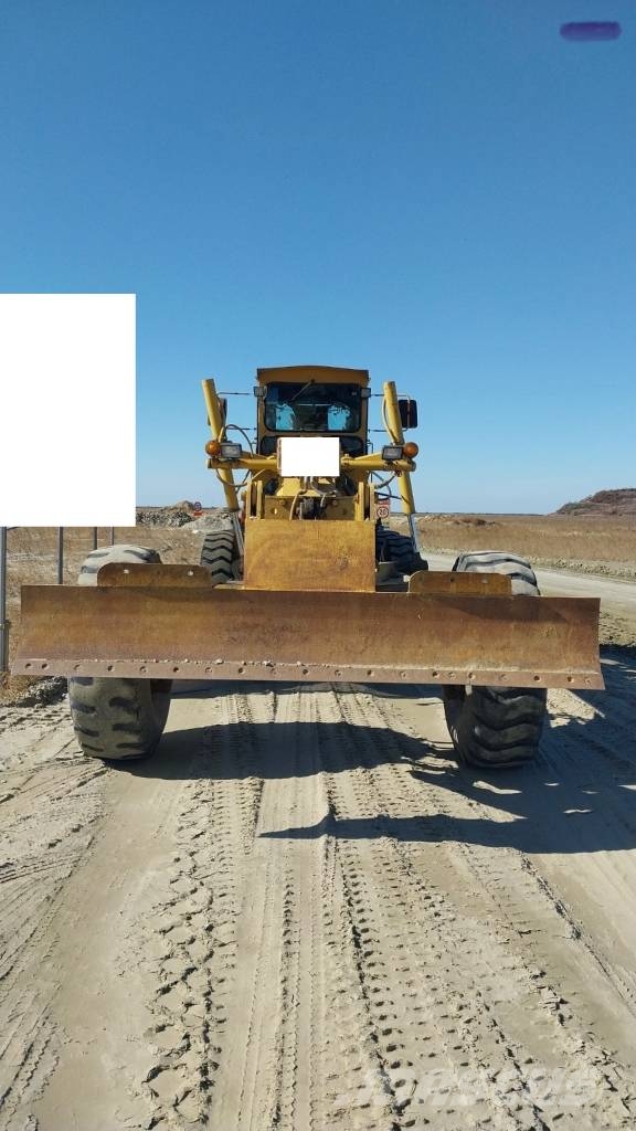 CAT 14 G معدات تمهيد الطرق