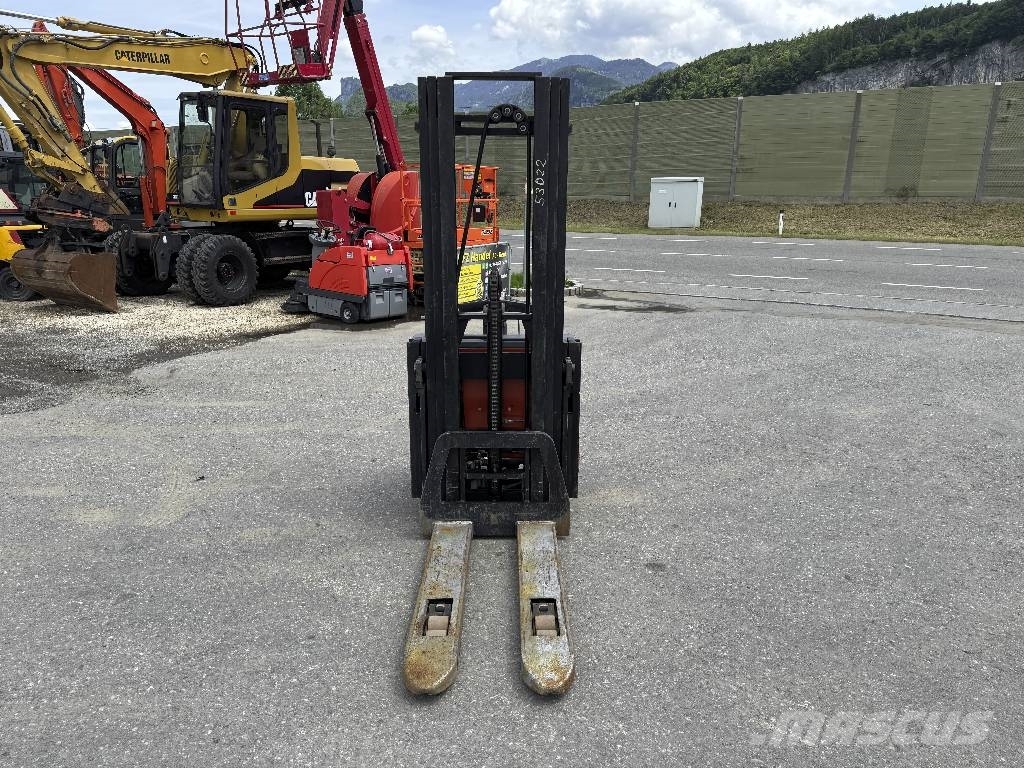 BT LSF 1250/11 Hochubwagen Platform stackers