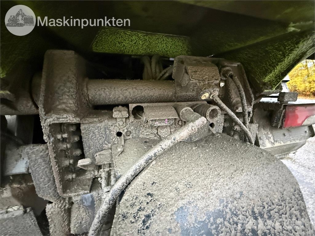 Scania R580LB8X4*4HNB Pašizgāzējs