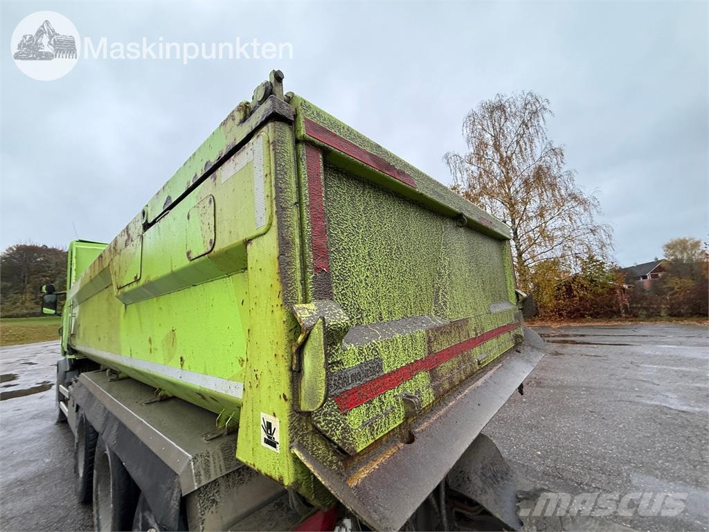 Scania R580LB8X4*4HNB Pašizgāzējs